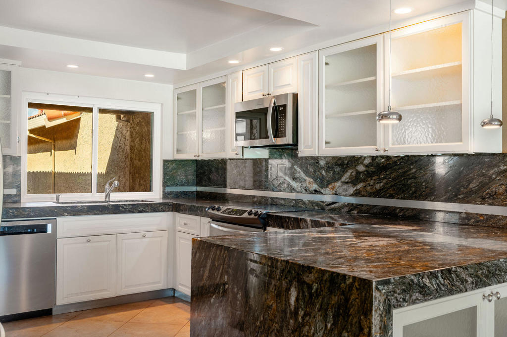 Chaparral C.C. - Residential