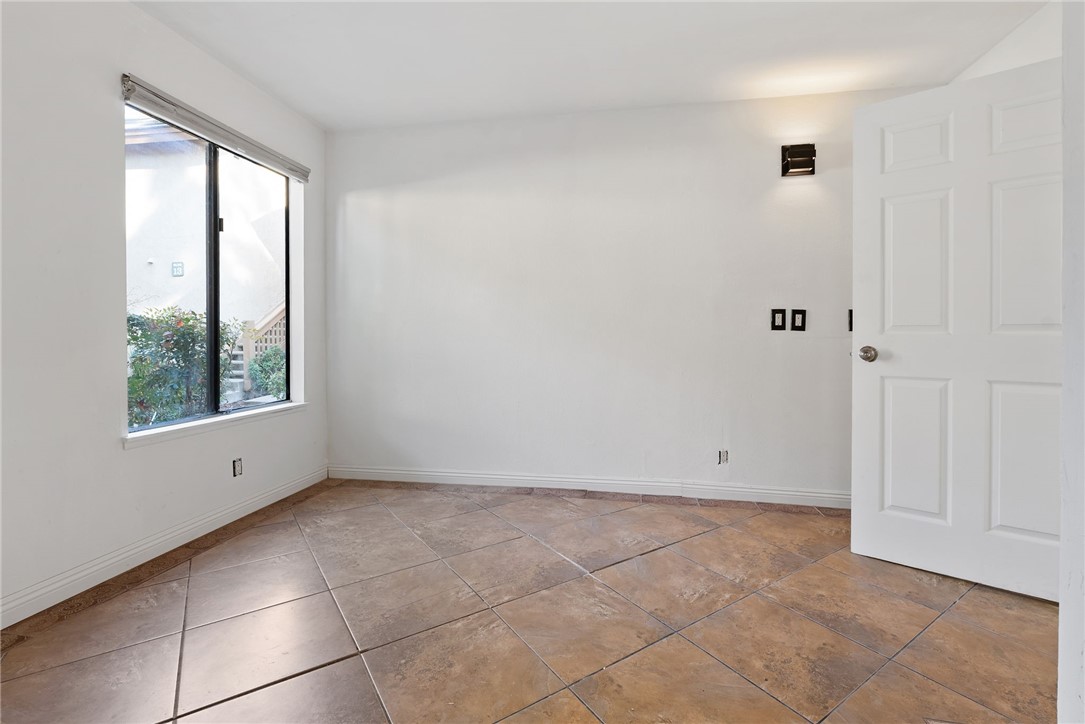 Lake Condos (CM) - Residential