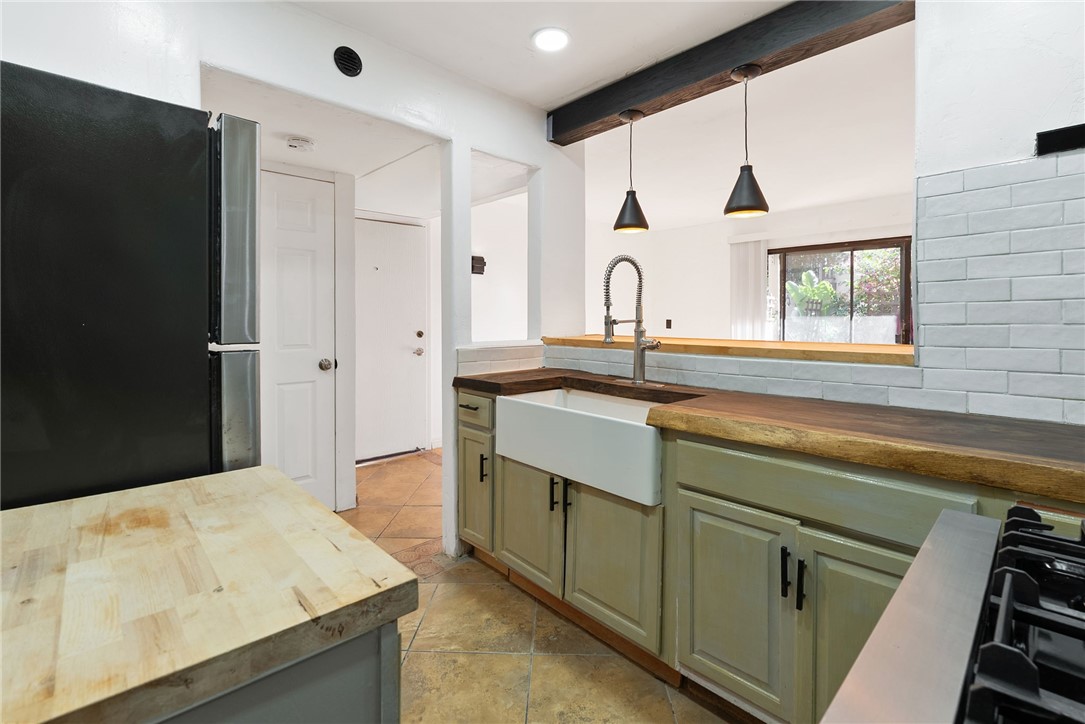 Lake Condos (CM) - Residential