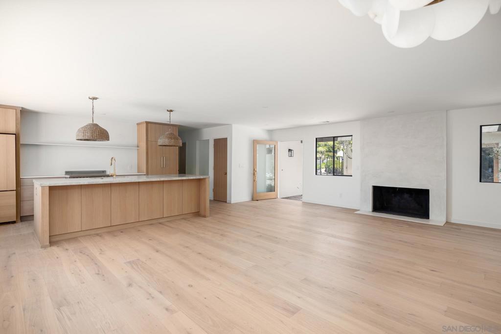 16902 Via De Santa Fe Unit 7