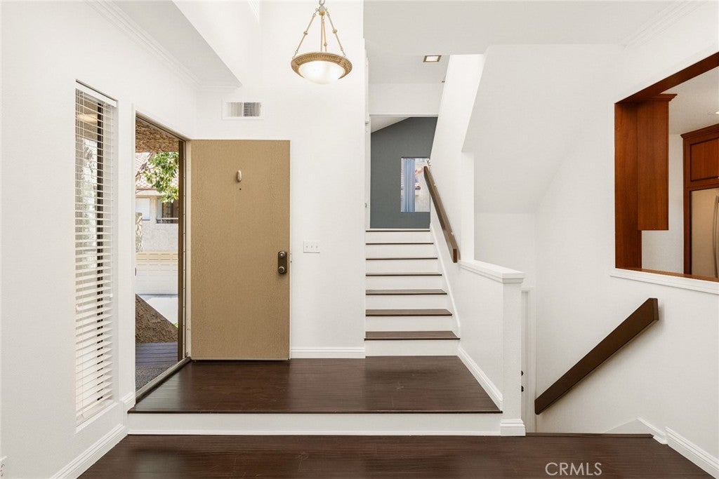 1206 Walnut Grove