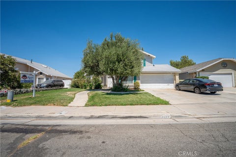 Photo of 3517 Apollo AVE, Palmdale, CA 93550 (MLS # MB26165988)