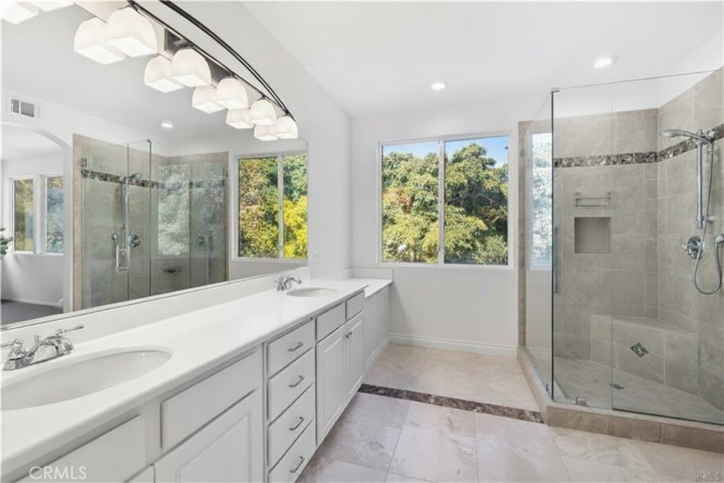 Greystone Keys (GREK) - Residential Lease