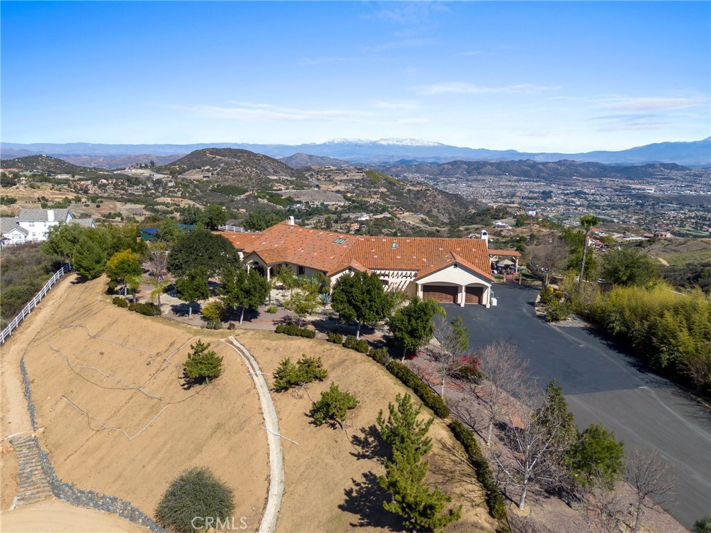 38460 King Court