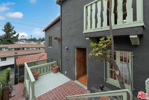 Photo of 3725 Arbolada Road, Los Angeles, CA 90027 (MLS # 26651225)