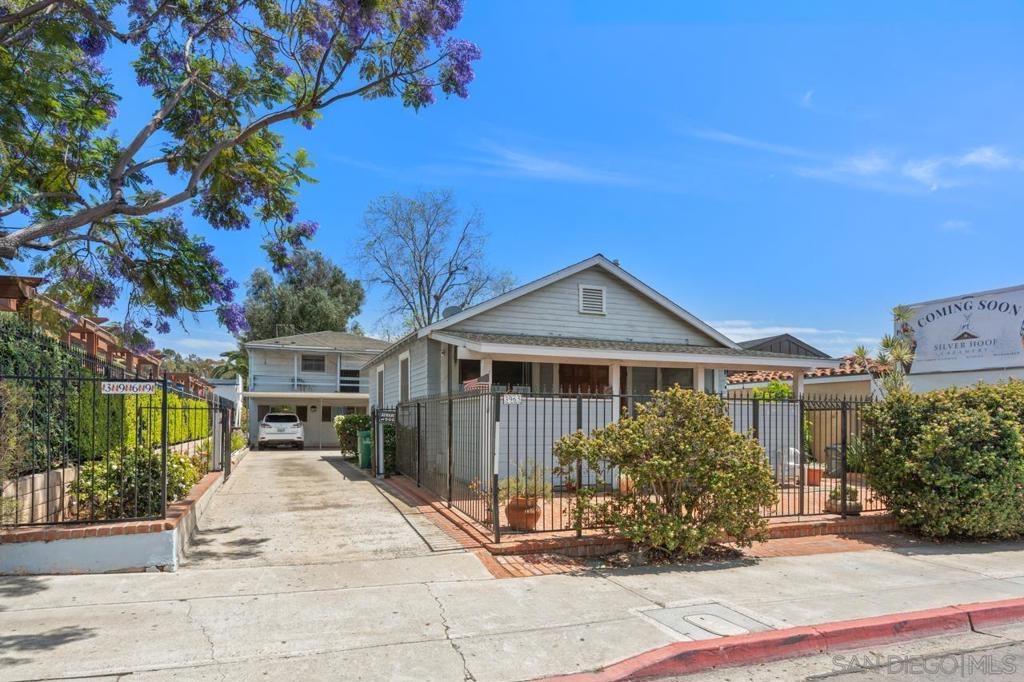 69 Twiggs St