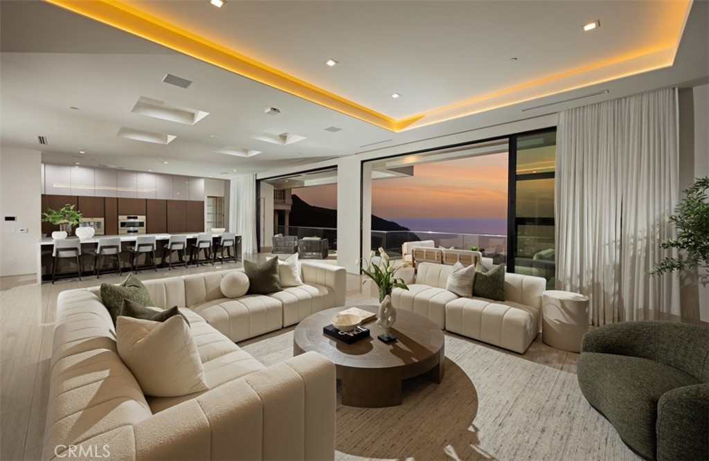 The Strand at Headlands (STRN) - Residential