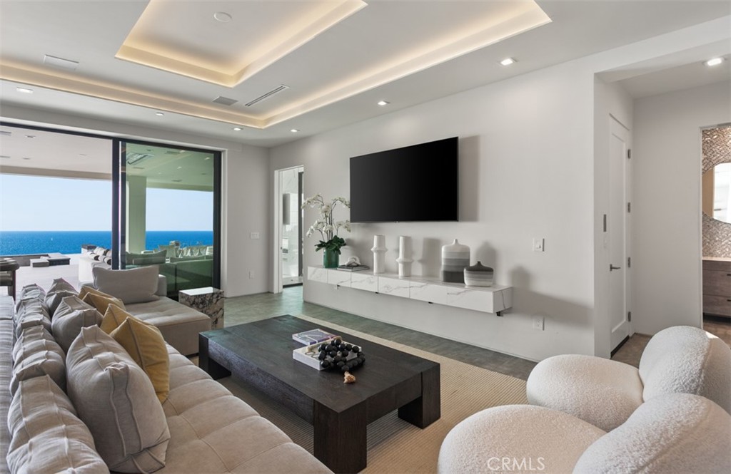 The Strand at Headlands (STRN) - Residential