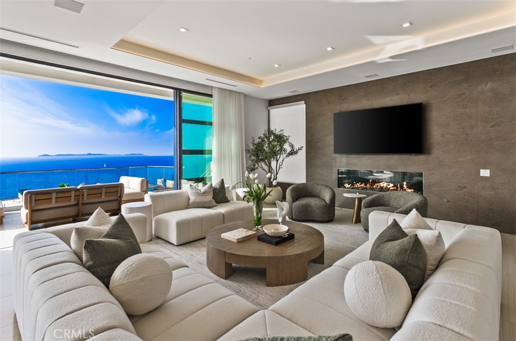 The Strand at Headlands (STRN) - Residential