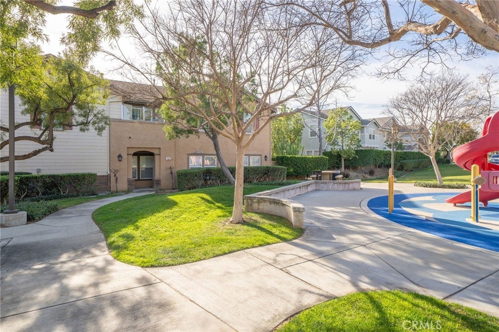 7331 Shelby Pl, Unit 102 Pl