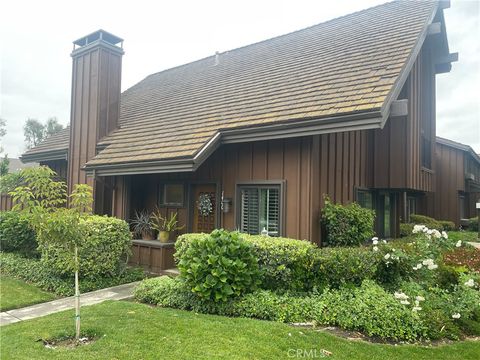 Photo of 1400 Stonewood Ct, San Pedro, CA 90732 (MLS # SB25238325)