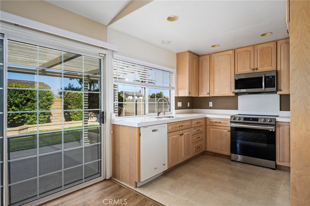 Calif. Classics By The Sea (CCBS) - Residential Lease