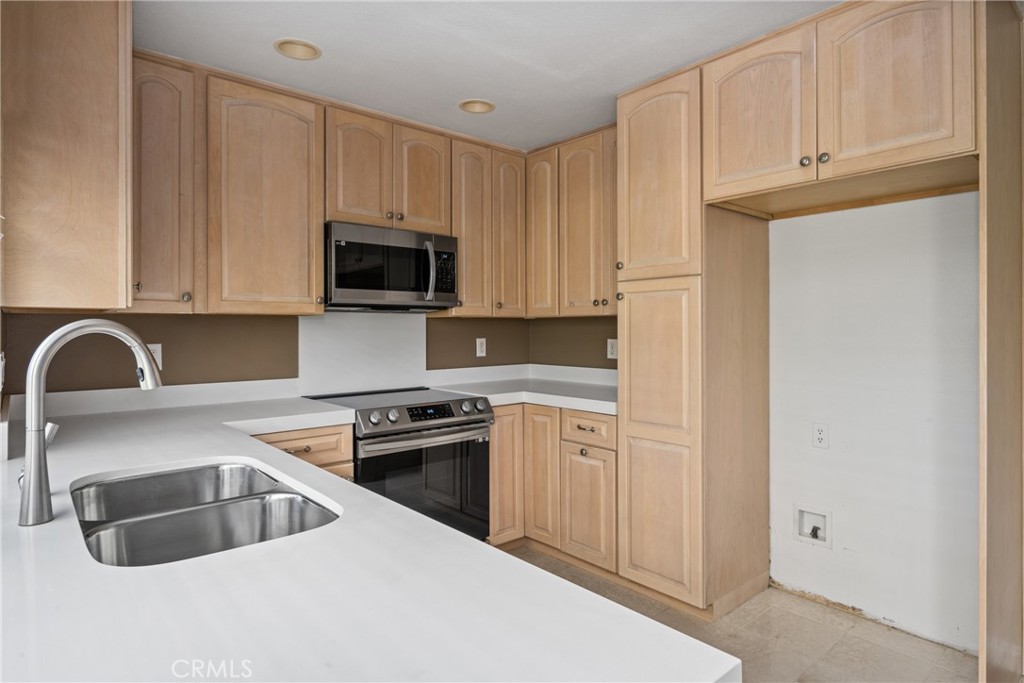 Calif. Classics By The Sea (CCBS) - Residential Lease