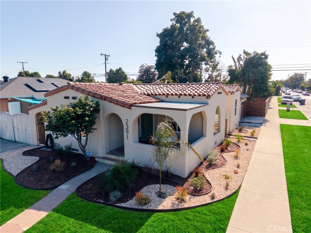 2391 Fashion Ave