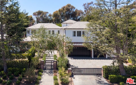 Photo of 773 Amalfi Drive, Pacific Palisades, CA 90272 (MLS # 26987655)