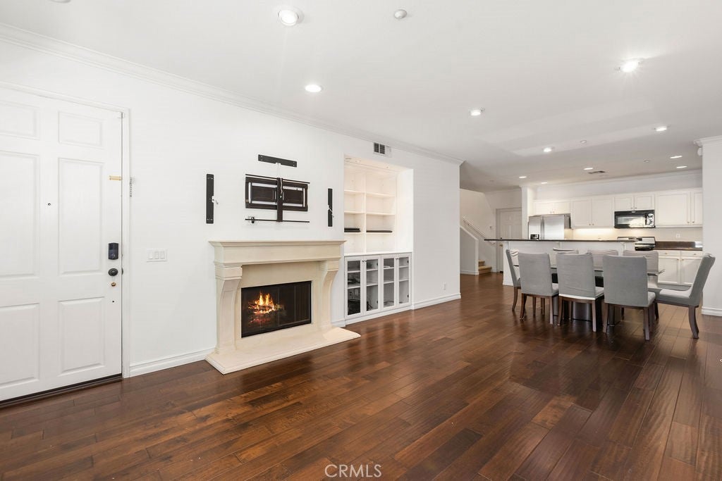 402 Quail Ridge Rdg, Irvine CA 92603