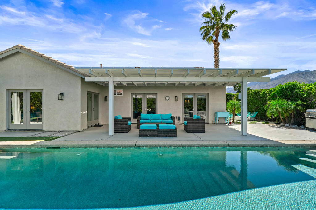 Flora Vista - Residential Lease