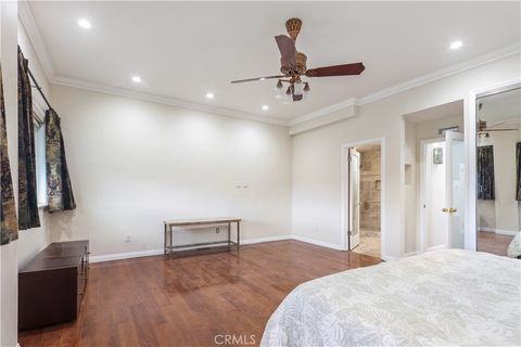 Tiny photo for 9557 Hierba RD, Agua Dulce, CA 91390 (MLS # PF26122717)