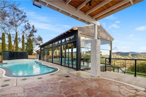 Tiny photo for 9557 Hierba RD, Agua Dulce, CA 91390 (MLS # PF26122717)