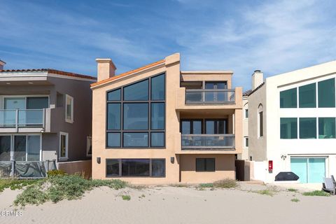 Photo of 3265 Ocean Drive, Oxnard, CA 93035 (MLS # V1-36236)