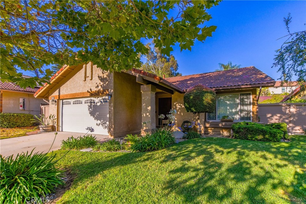 This picture-perfect single level home checks all the boxes! 3 bedrooms, 2 baths, and a spacious open layout, this one is move-in ready and dialed in from top to bottom. As you step through the front door you’re greeted by high ceilings, newer luxury vinyl plank flooring, and a layout that is open and inviting. The remodeled kitchen has been thoughtfully expanded, complete with a walk-in pantry, recessed lighting, stainless steel appliances, and plenty of space to cook, host, or just hang out family. Down the hall, you’ll find two generously-sized bedrooms, a full bath, and a peaceful primary suite featuring dual closets, and en-suite. Sliding glass doors give you direct access to your private backyard, perfect for entertaining or relaxing under the stars. Whether you're just starting out or looking to downsize in style, this home fits the bill. Located close to parks, schools, restaurants, and shops.This one’s all about location, lifestyle, and low-maintenance living.
Other notable upgrades and features include; dual pane windows, new roof and smooth ceilings. Don’t wait on this one. Let’s get you in before it’s gone!