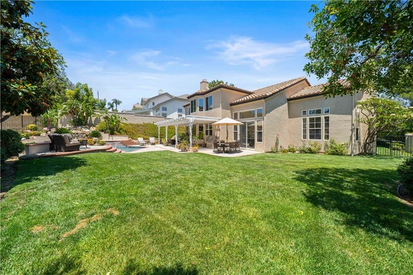 5919 COUNTY OAK RD, WOODLAND HILLS, CA 91367 - Image 5be6873cb2b99fec1fa484c22f24d36f/3145824737