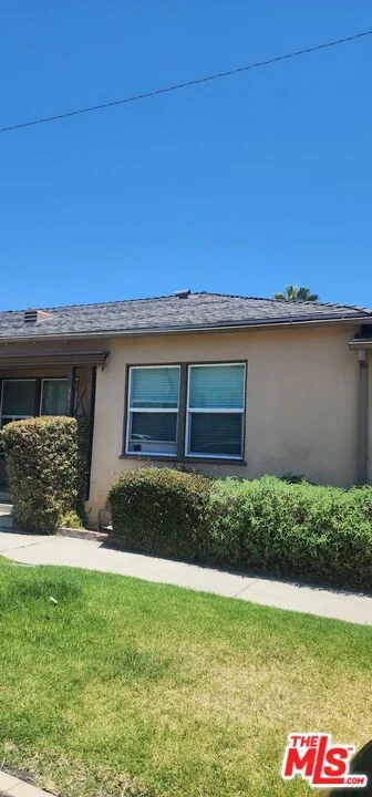 MLS: 26844379