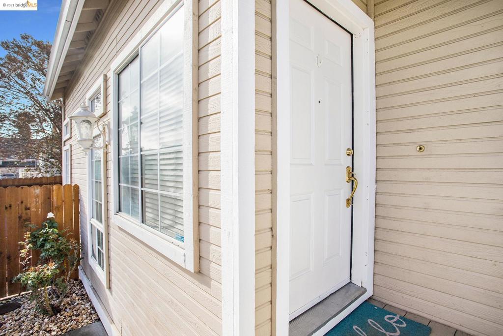 327 Flagstone Cir