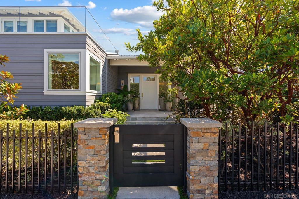 Del Mar - Residential