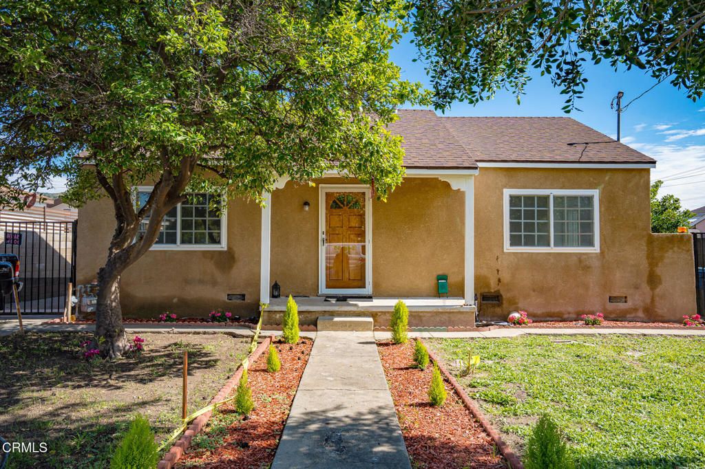 Photo of 10542 Rainier Street, Sun Valley, CA 91352 (MLS # V1-34811)