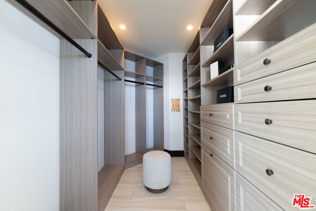 La Costa Hills - Residential