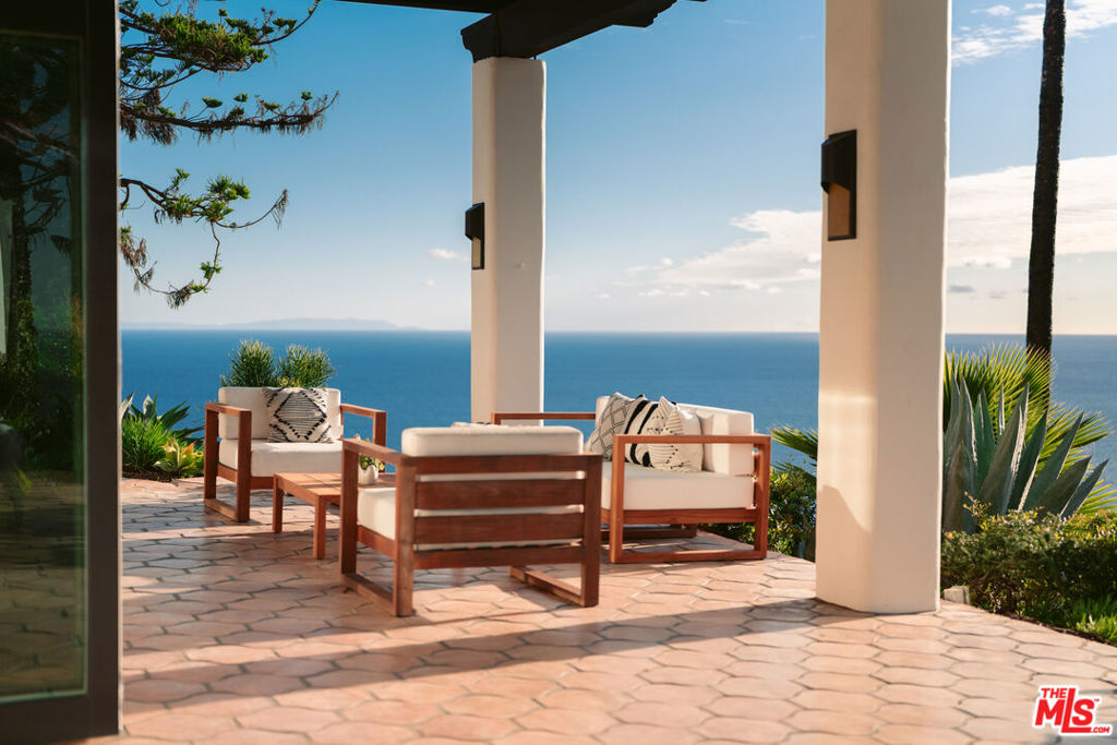 La Costa Hills - Residential