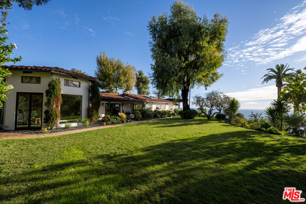La Costa Hills - Residential