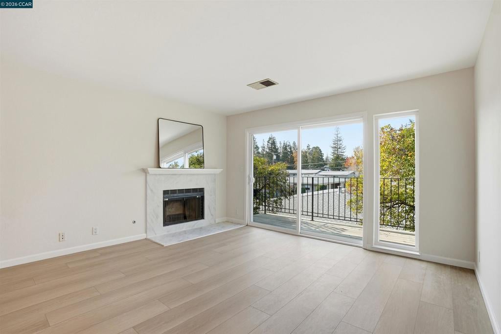 1077 Wesley Court 7
