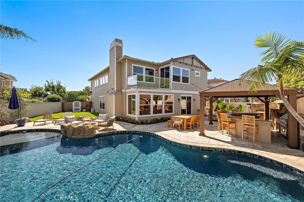 6403 Royal Grove
