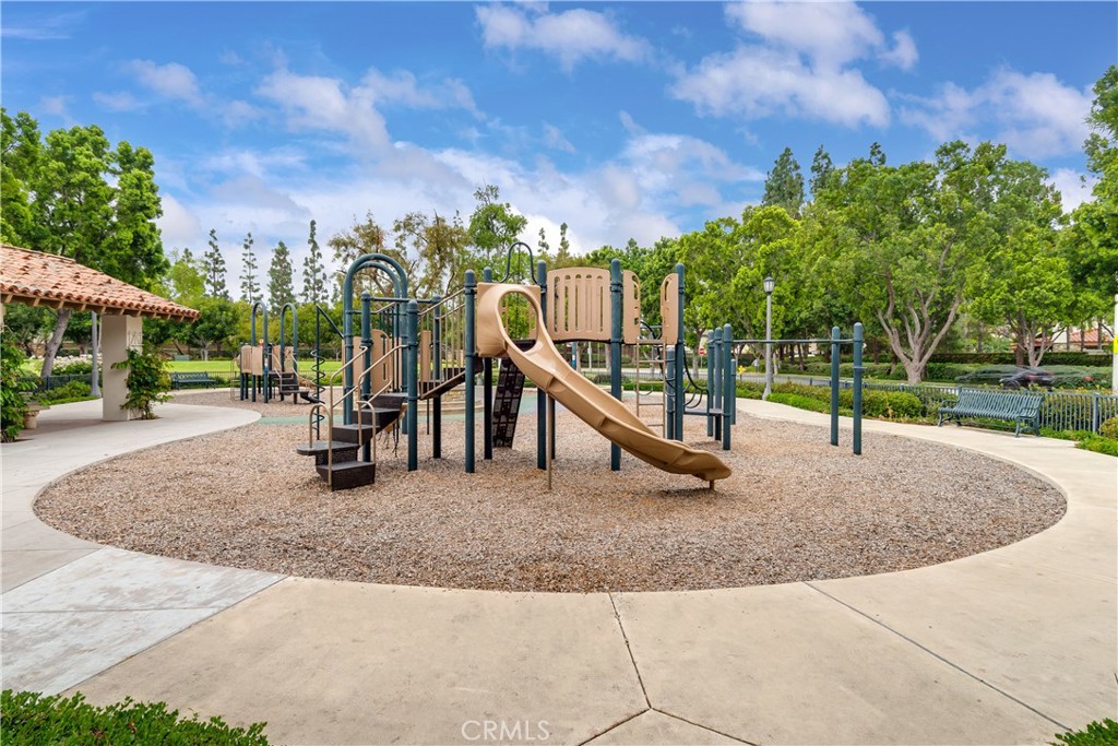 Irvine, California, 92618, United States, 4 Bedrooms Bedrooms, ,3 BathroomsBathrooms,Residential,Active,2042658