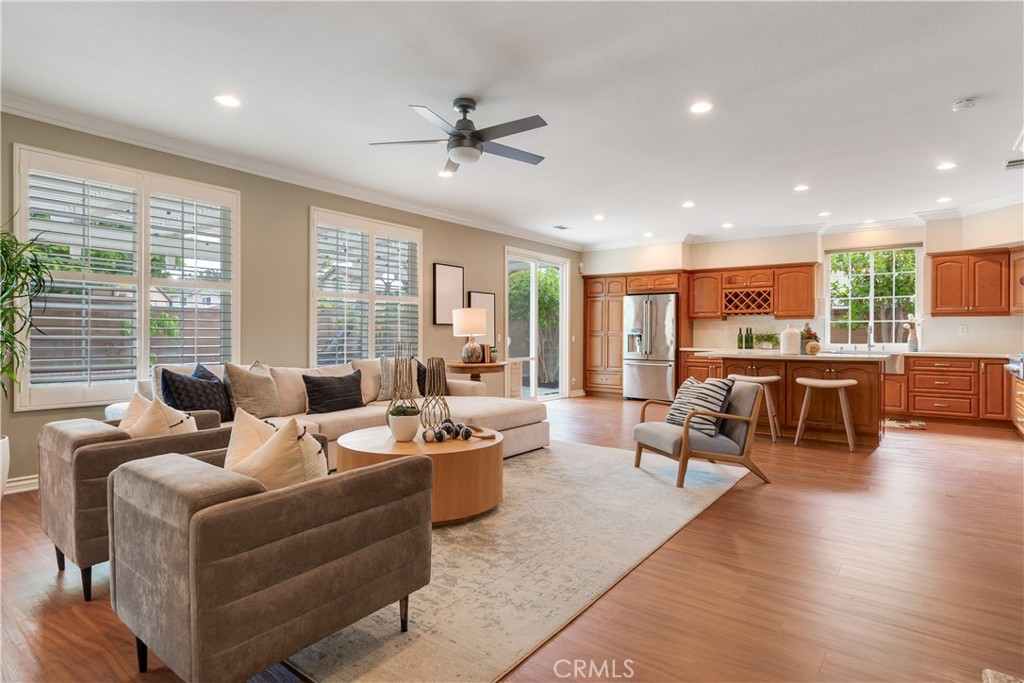 Irvine, California, 92618, United States, 4 Bedrooms Bedrooms, ,3 BathroomsBathrooms,Residential,Active,2042658