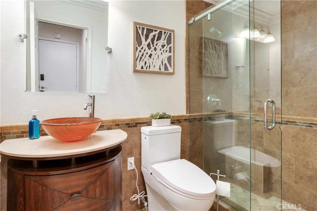 Irvine, California, 92618, United States, 4 Bedrooms Bedrooms, ,3 BathroomsBathrooms,Residential,Active,2042658