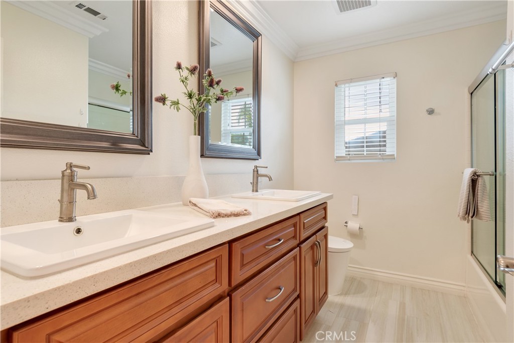 Irvine, California, 92618, United States, 4 Bedrooms Bedrooms, ,3 BathroomsBathrooms,Residential,Active,2042658