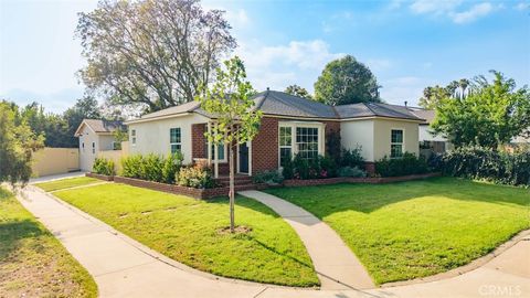 Photo of 6525 Ruffner Avenue, Lake Balboa, CA 91406 (MLS # SR26107134)