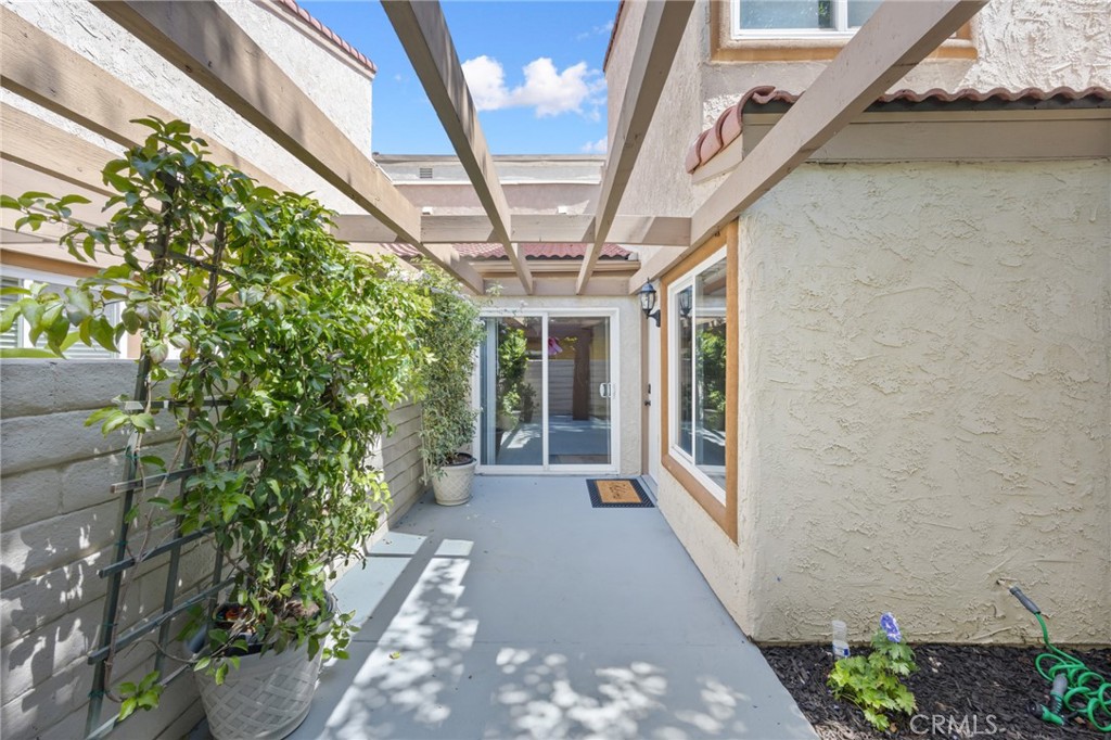 1304 Calle Grande 68