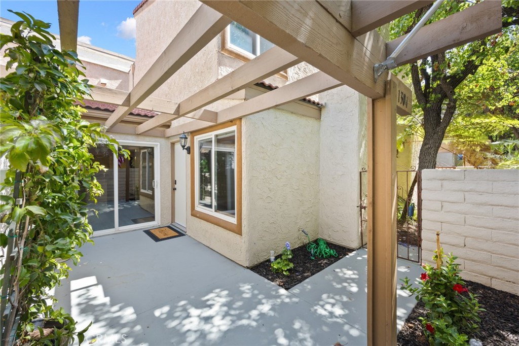1304 Calle Grande 68