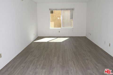 Photo of 3600 Bagley Avenue #102, Los Angeles, CA 90034 (MLS # 26848193)