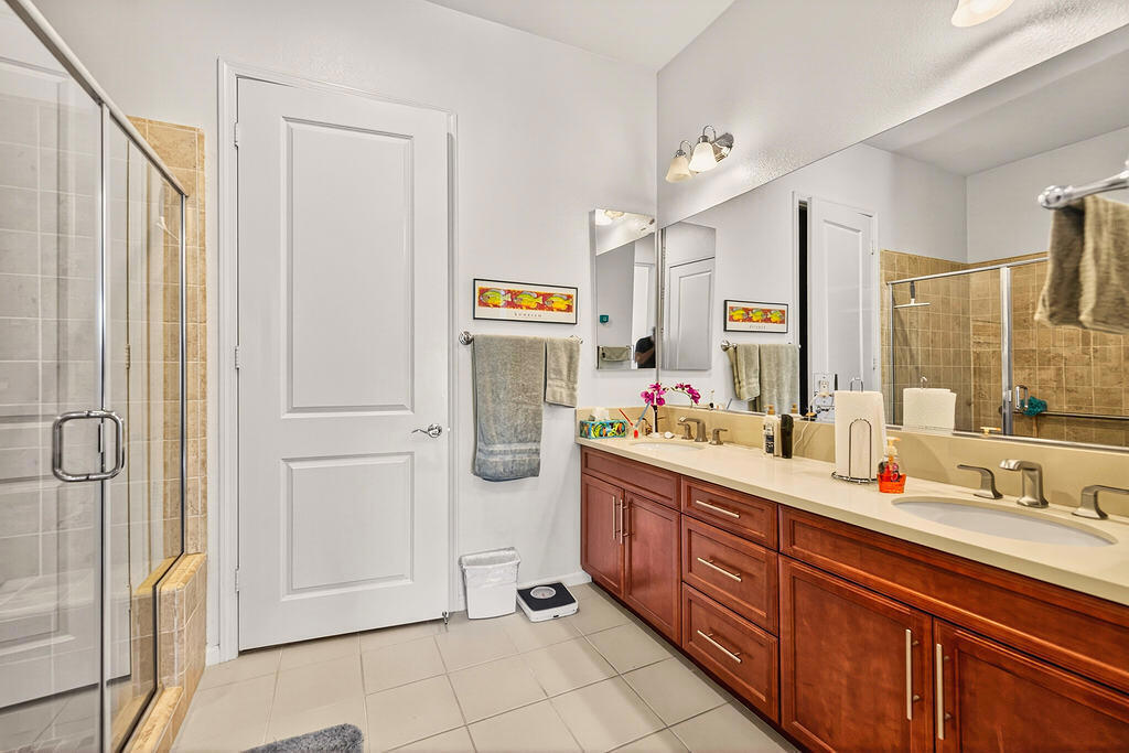 Villa Portofino - Residential