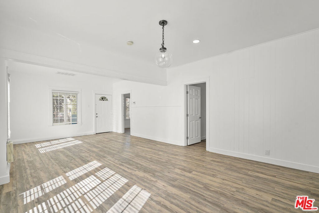 530 Almond Avenue