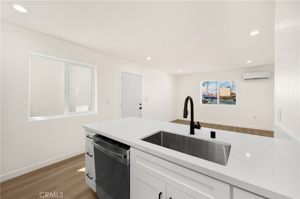 102 E Avenida San Gabriel C