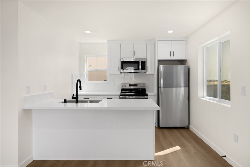 102 E Avenida San Gabriel C