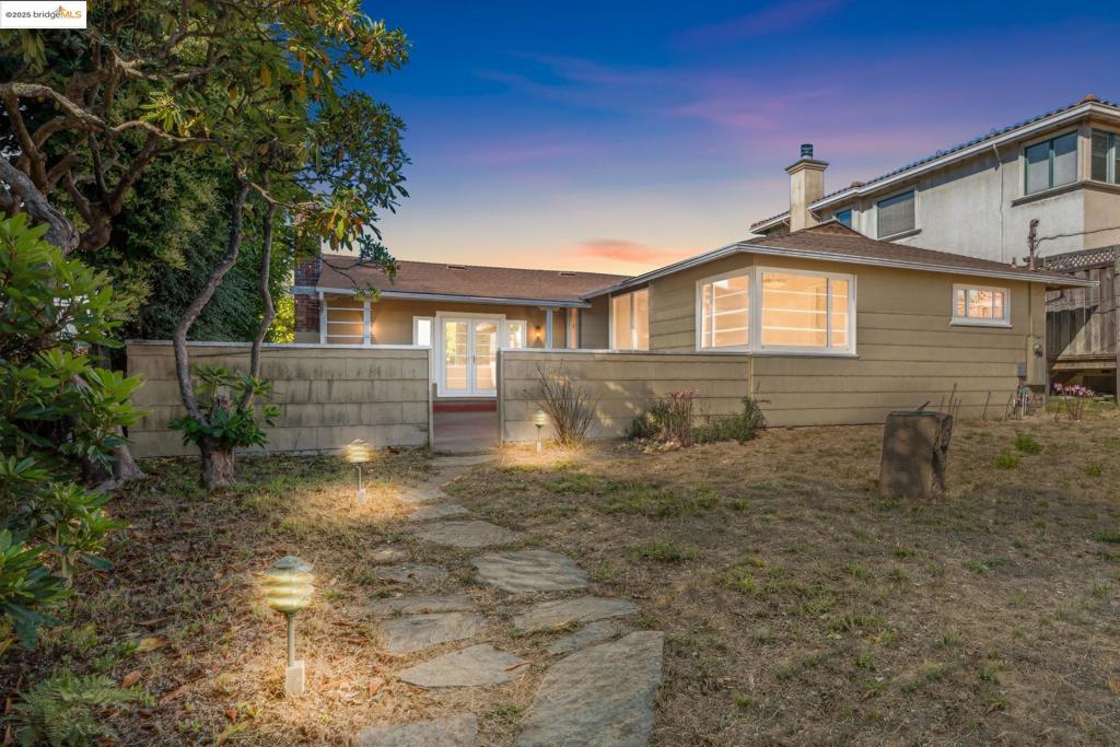 119 Villanova Dr