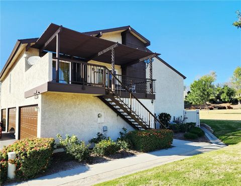 2056 Teak Court San Bernardino CA 92404