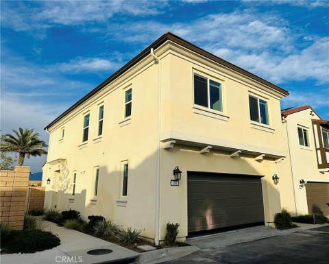 Photo of 196 Bonita Lane, Rialto, CA 92376 (MLS # CV26137036)